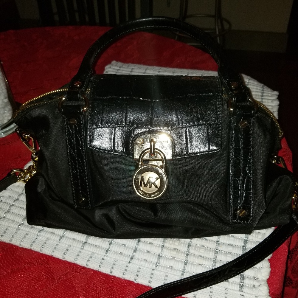 Michael kors handbag